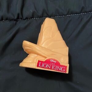 Lion King Pride Rock and 3 Figures